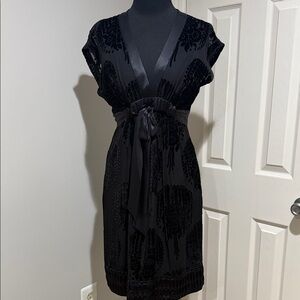 BCBGMaxAzria Black Velvet burnout satin trim Midi Dress, like New, Sz 10